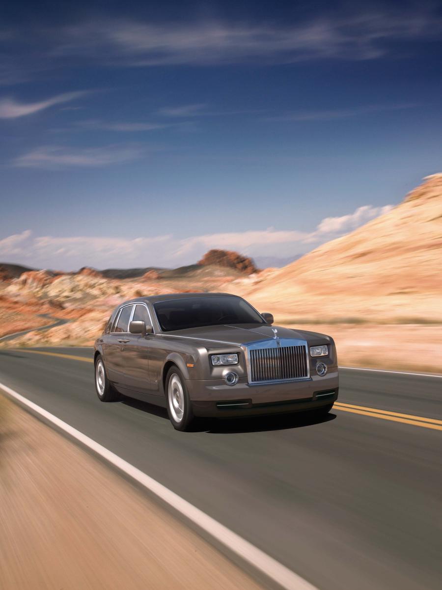  Rolls-Royce Phantom 2009 года  (фото 17 из 28)